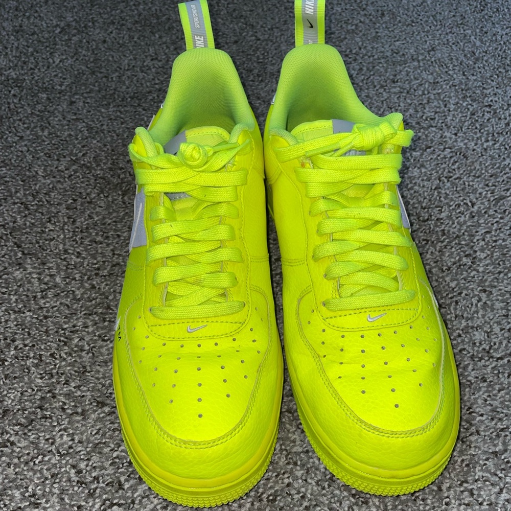 Neón yellow /green NikeAir ones